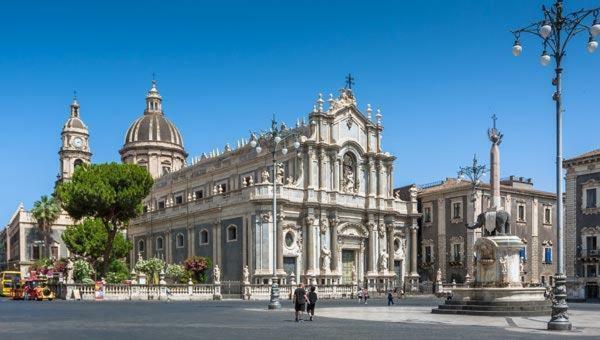 B&B Corso Italia 92 Catania Exterior foto